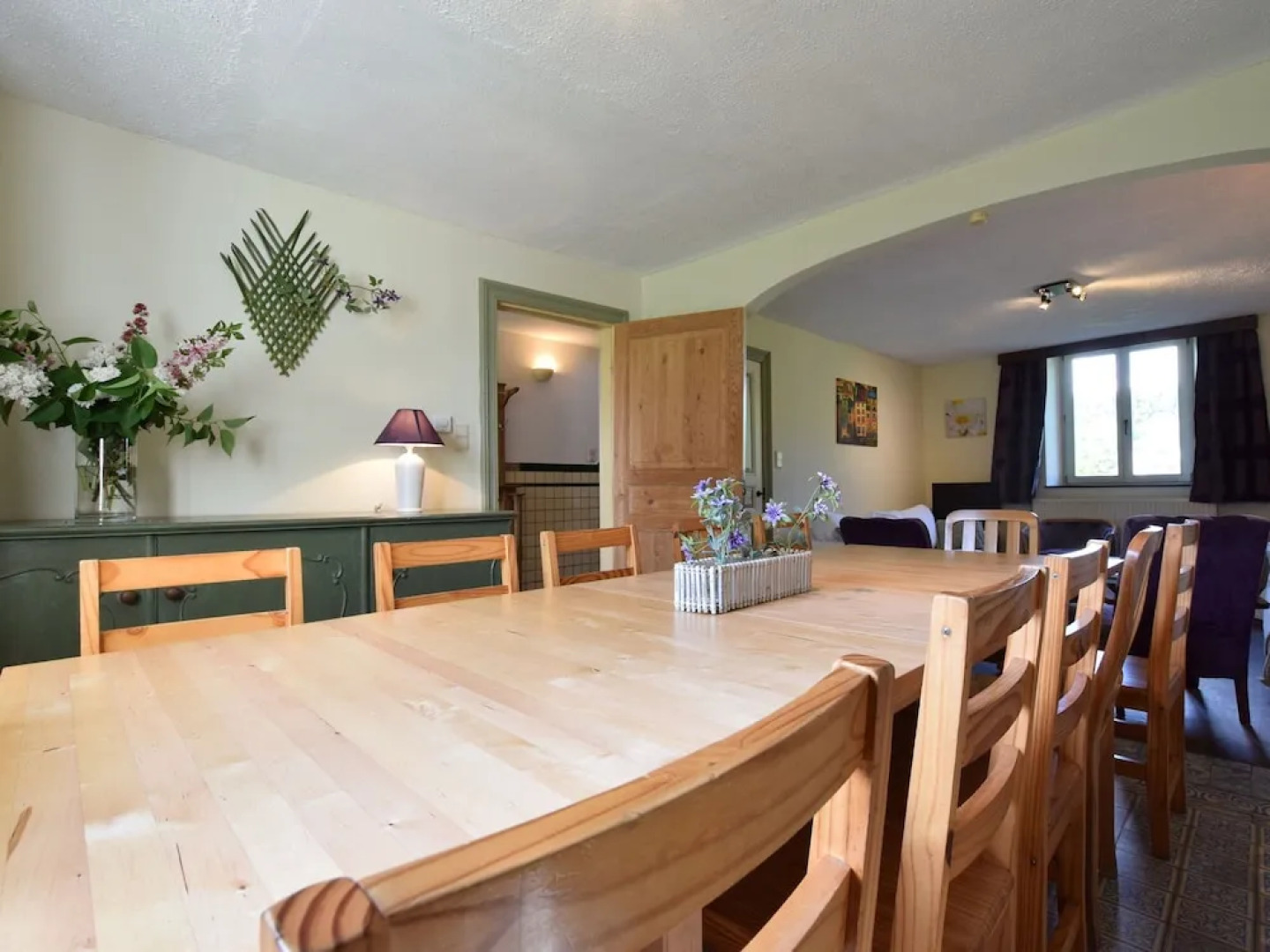 Two Homes in one Location, Ideal for Larger Groups who Want a lot of Space