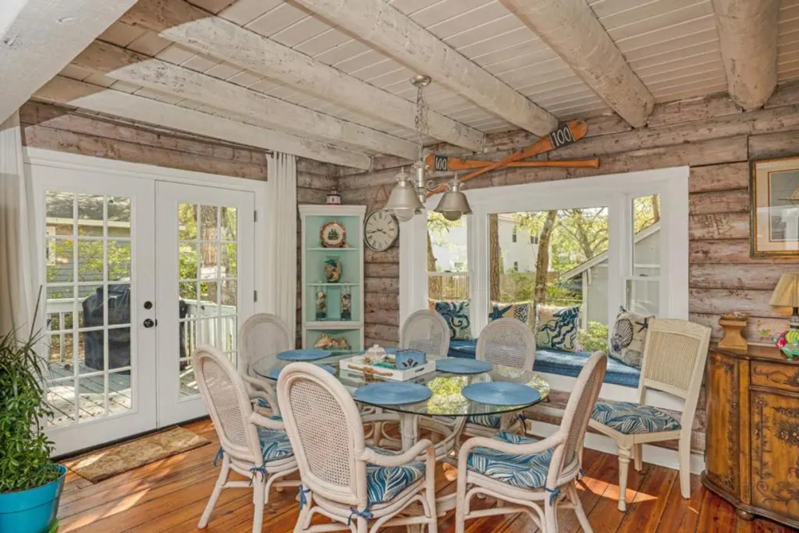 Blue Heaven by Oak Island Accommodations