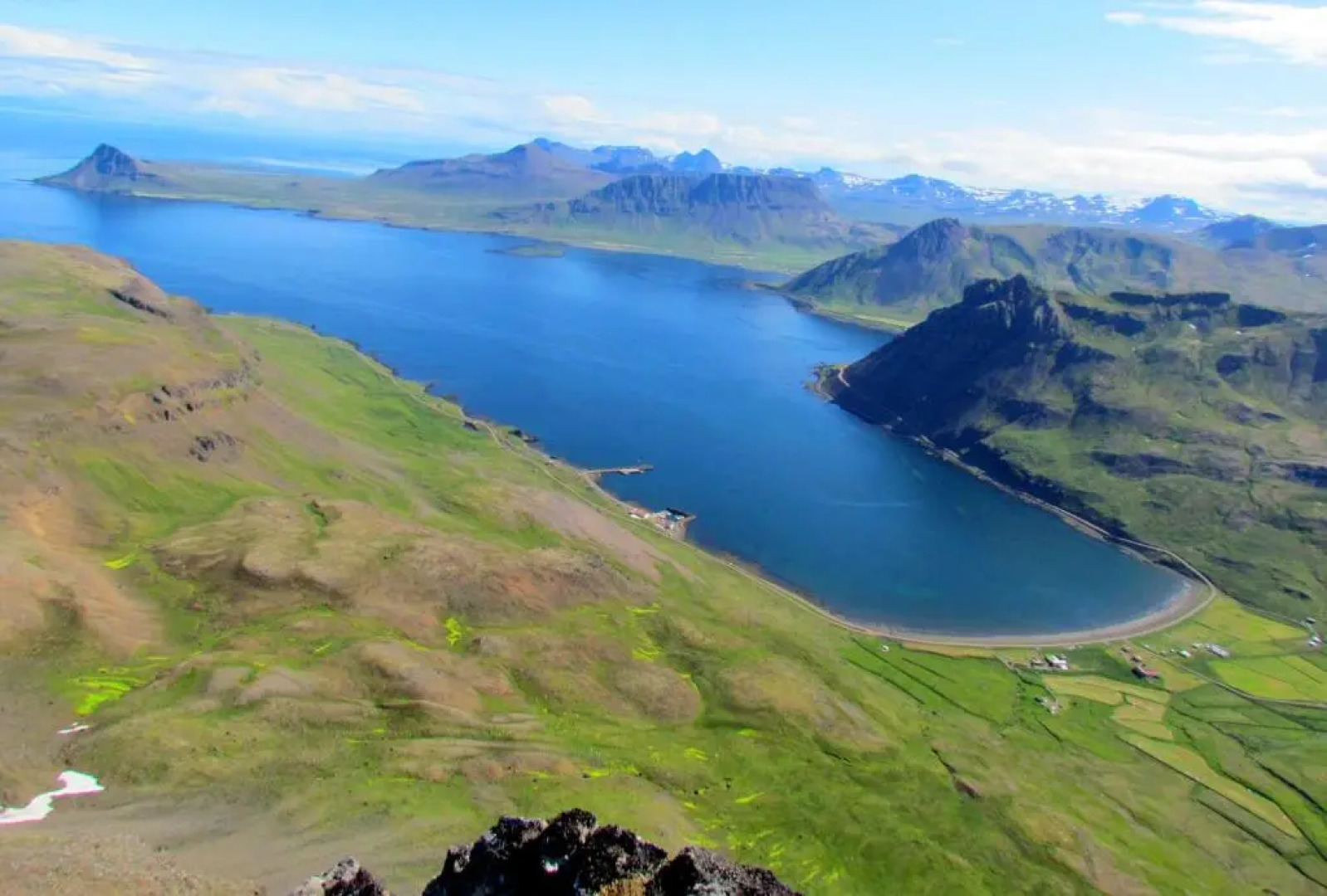 Urdartindur Guesthouse and Cottages