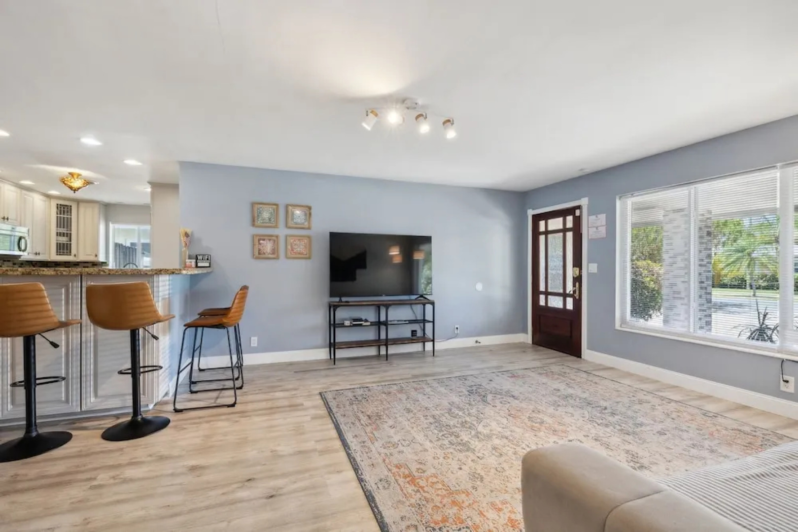 Private Villa With Pool And Sauna 5 Bedroom Home by RedAwning