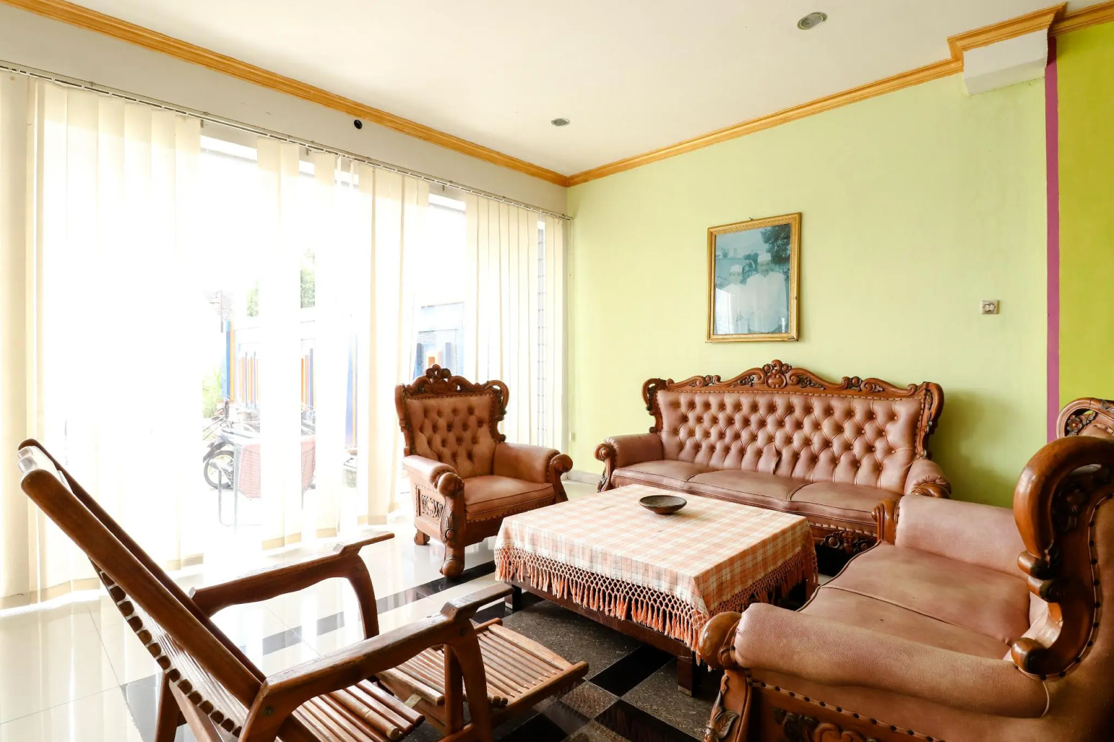 Graha LPP Pramindo Inn