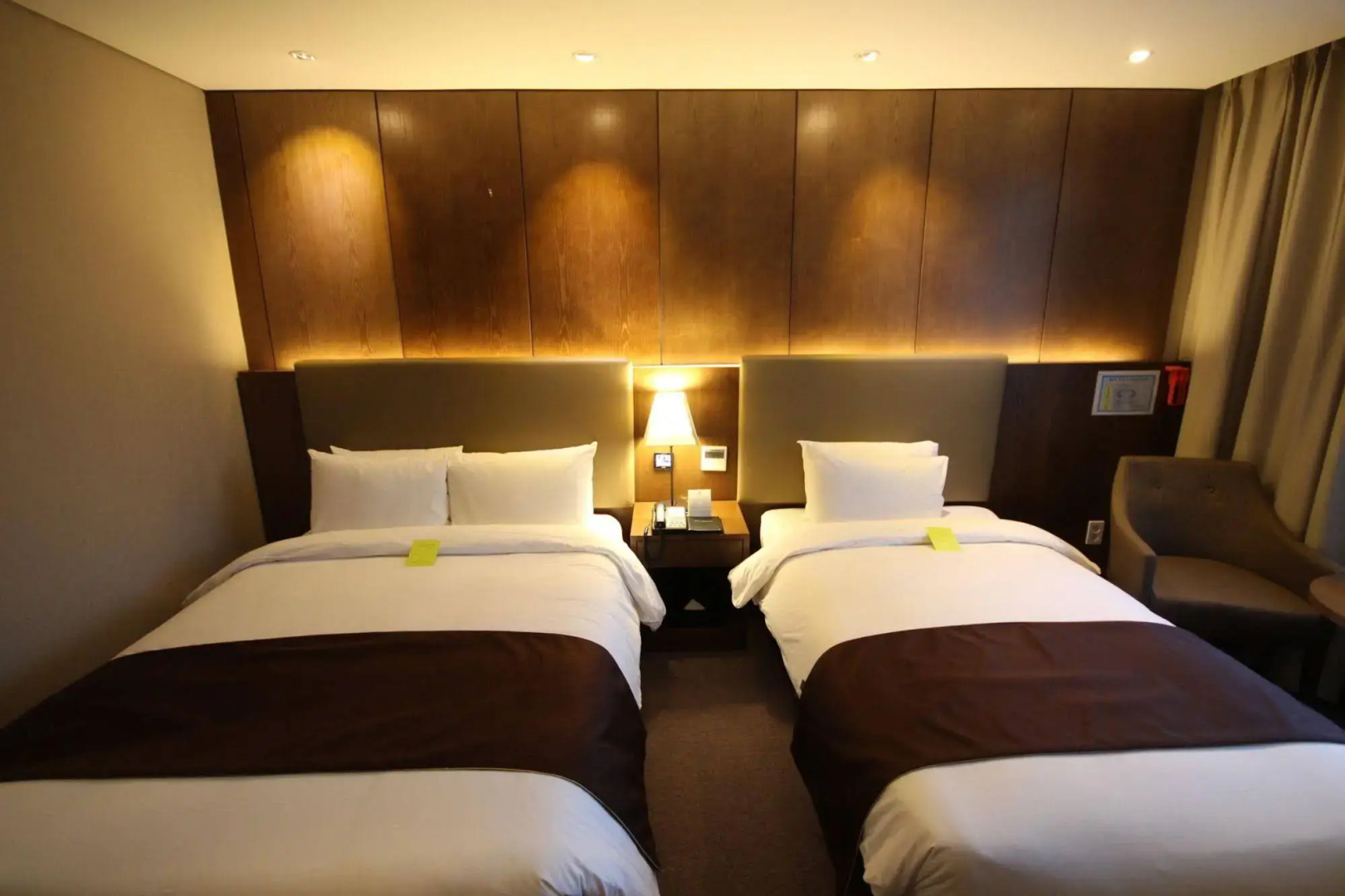 The Central Plaza Hotel