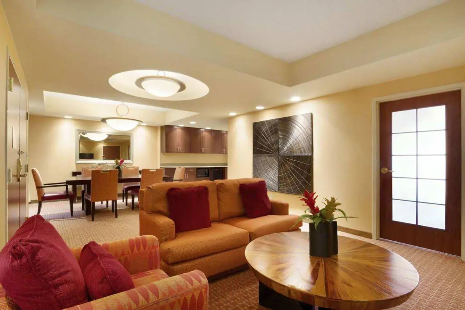 Embassy Suites by Hilton Norman Hotel & Conference Center