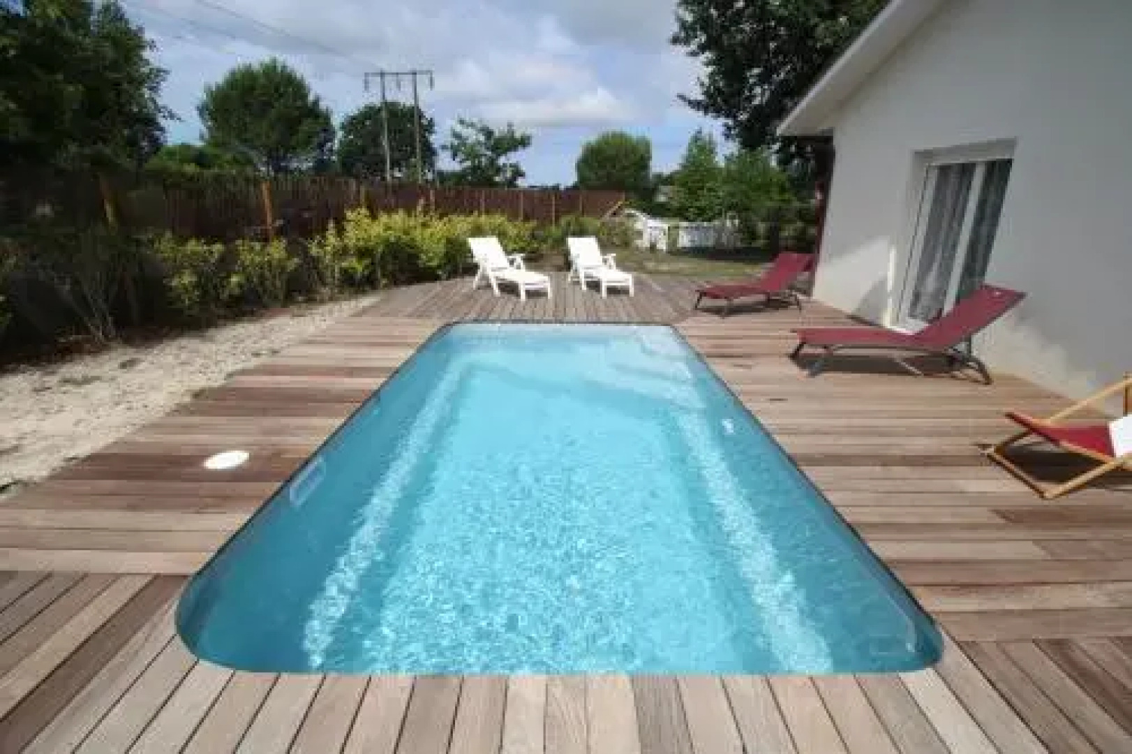 Villa 2 Chambres Bassin D'Arcachon Dans Quartier Residentiel.