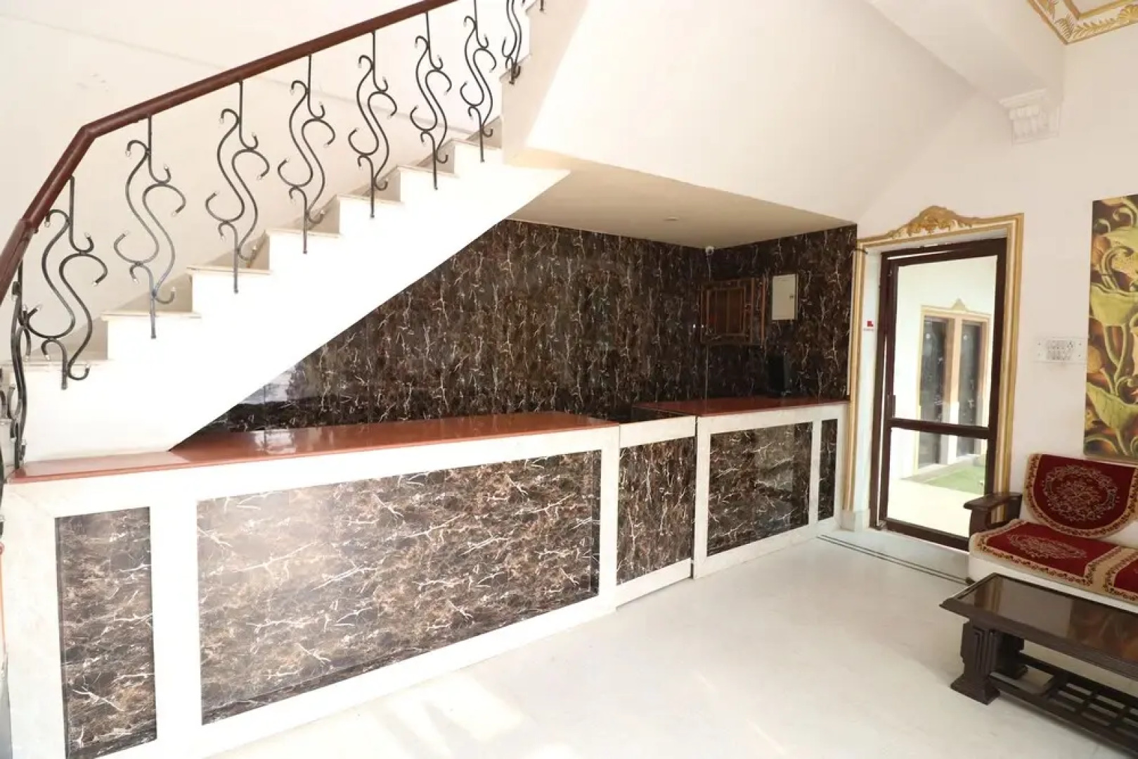 OYO 22446 Sonar Haveli