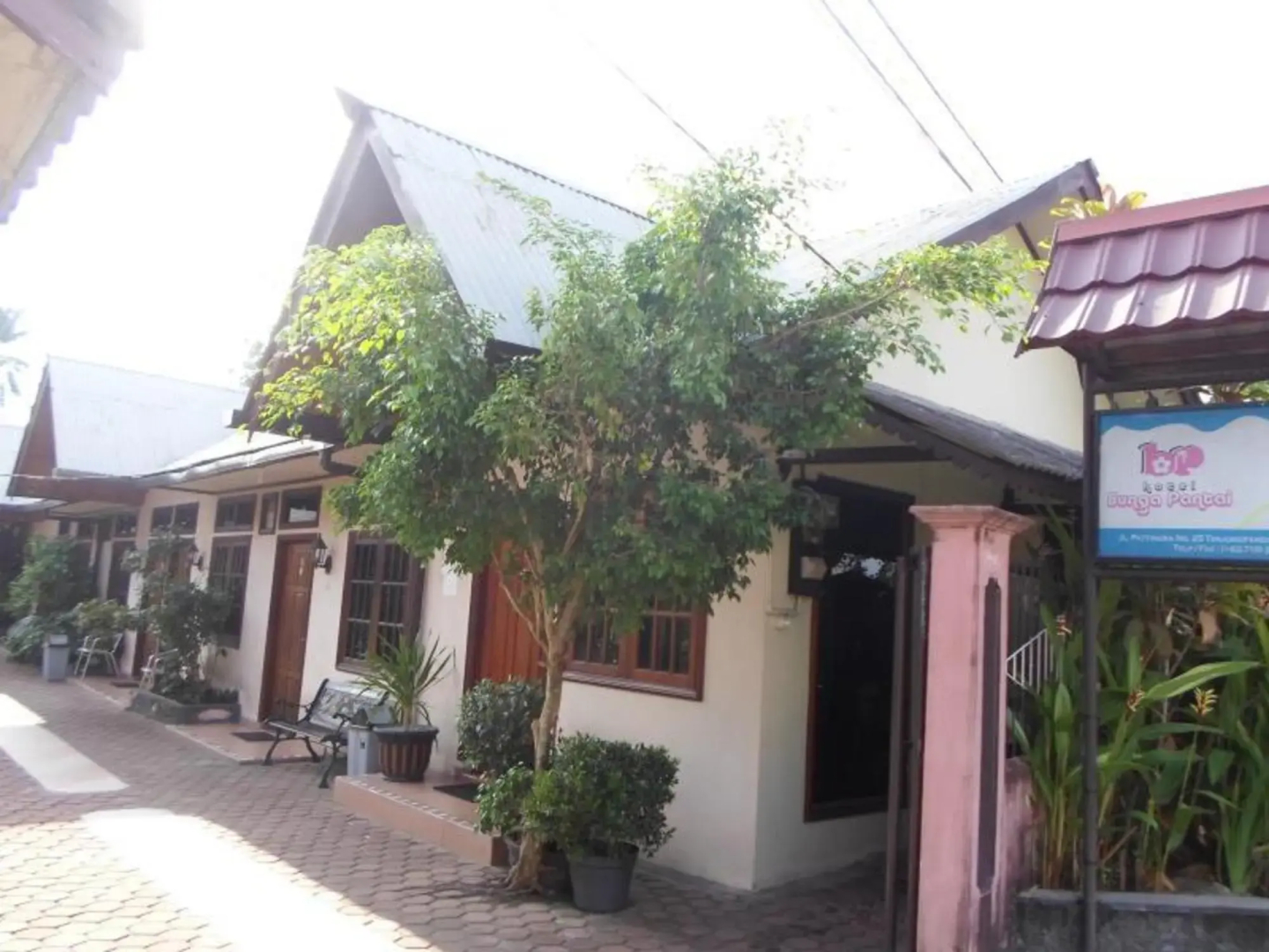 Hotel Bunga Pantai