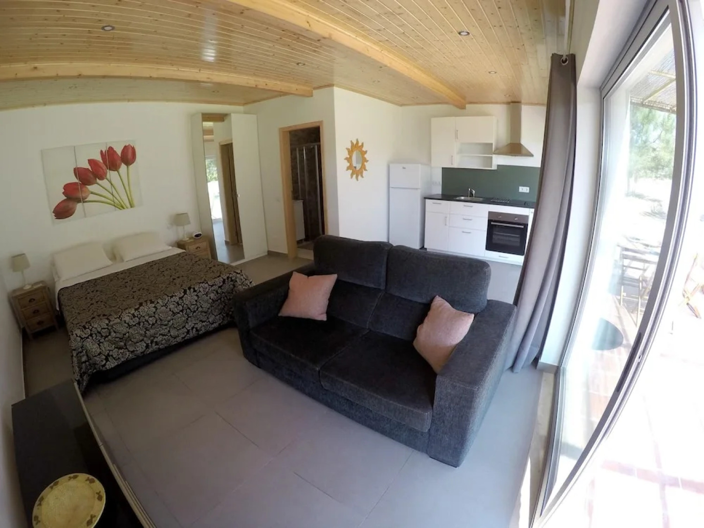 Studio in Serra do Bouro, With Pool Access, Enclosed Garden and Wifi -