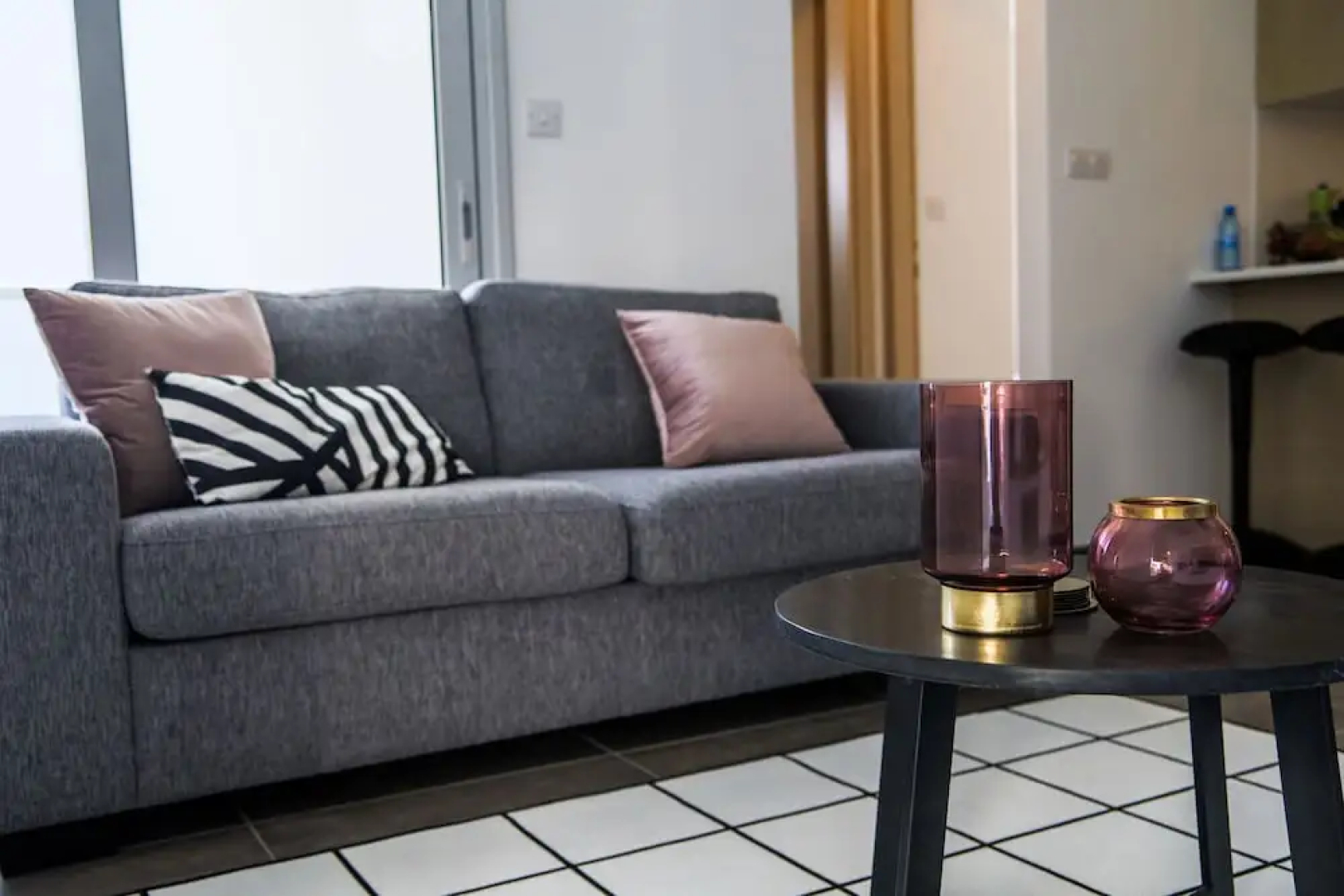 Phaedrus Living: City Luxury Flat Anemone 103