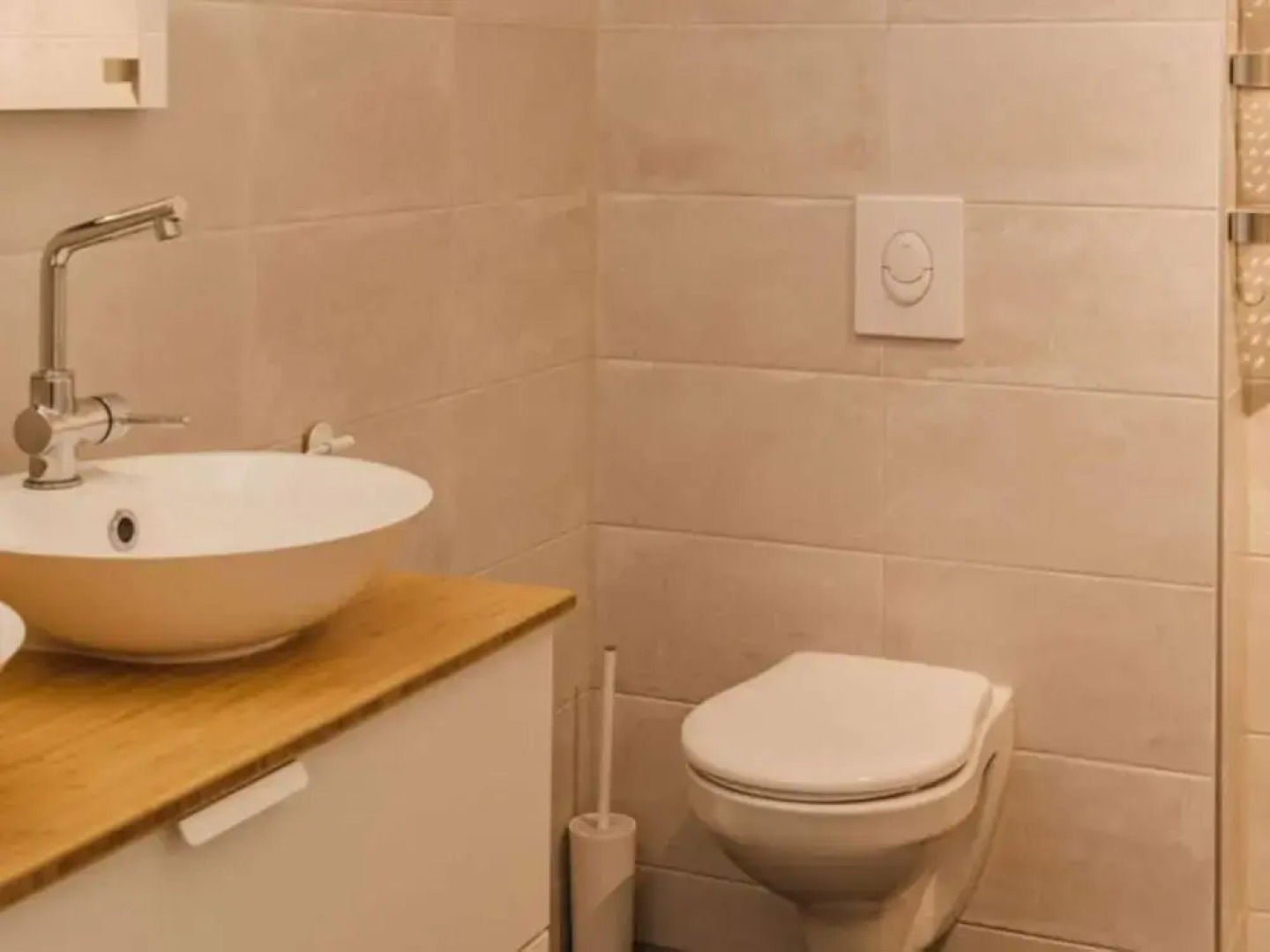 Luxurious Holiday Home With Rural Character