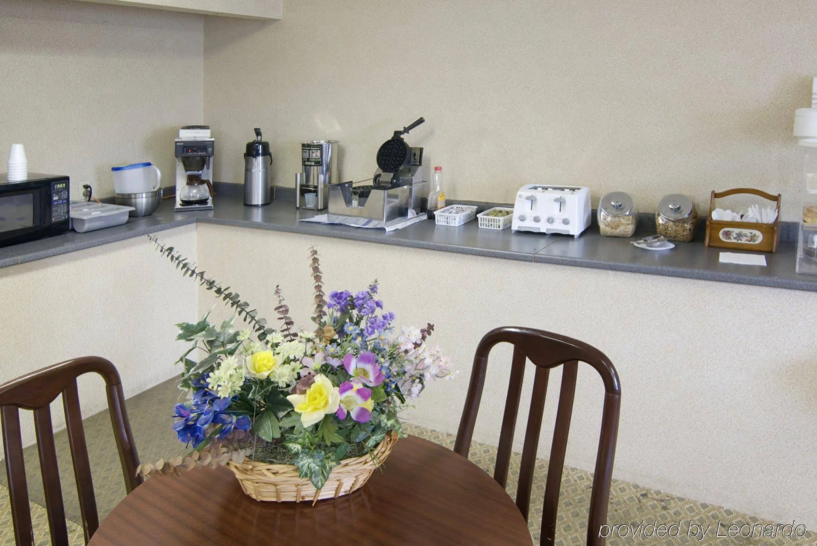 Americas Best Value Inn-Jonesboro