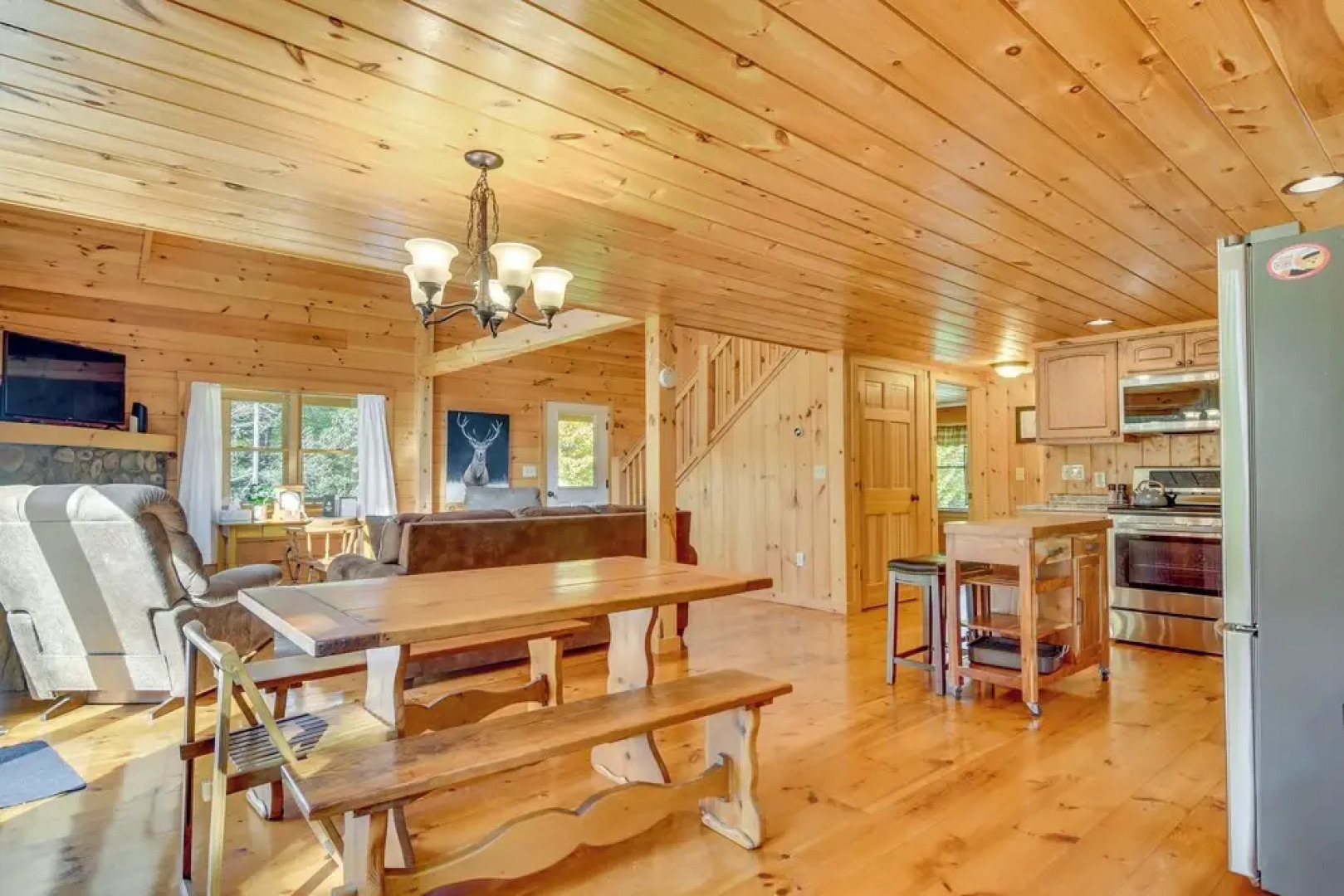 Scenic Franconia Cabin ~ 6 Mi to Cannon Mountain!