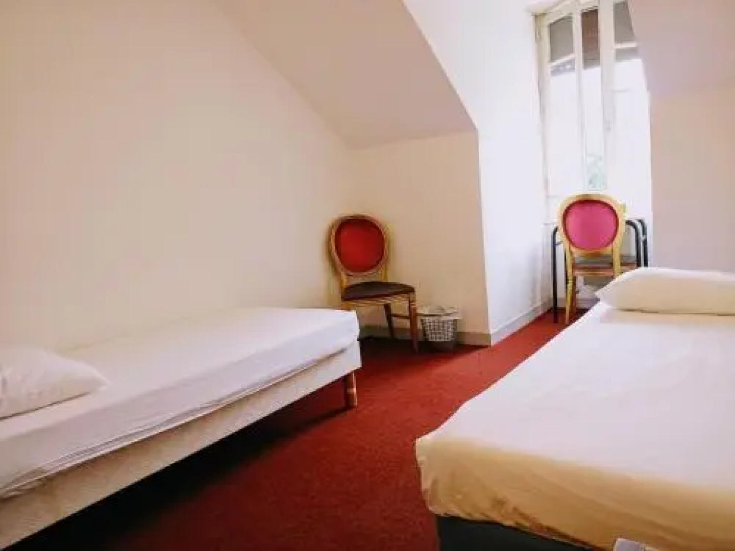 Auberge De La Vallee Dossau