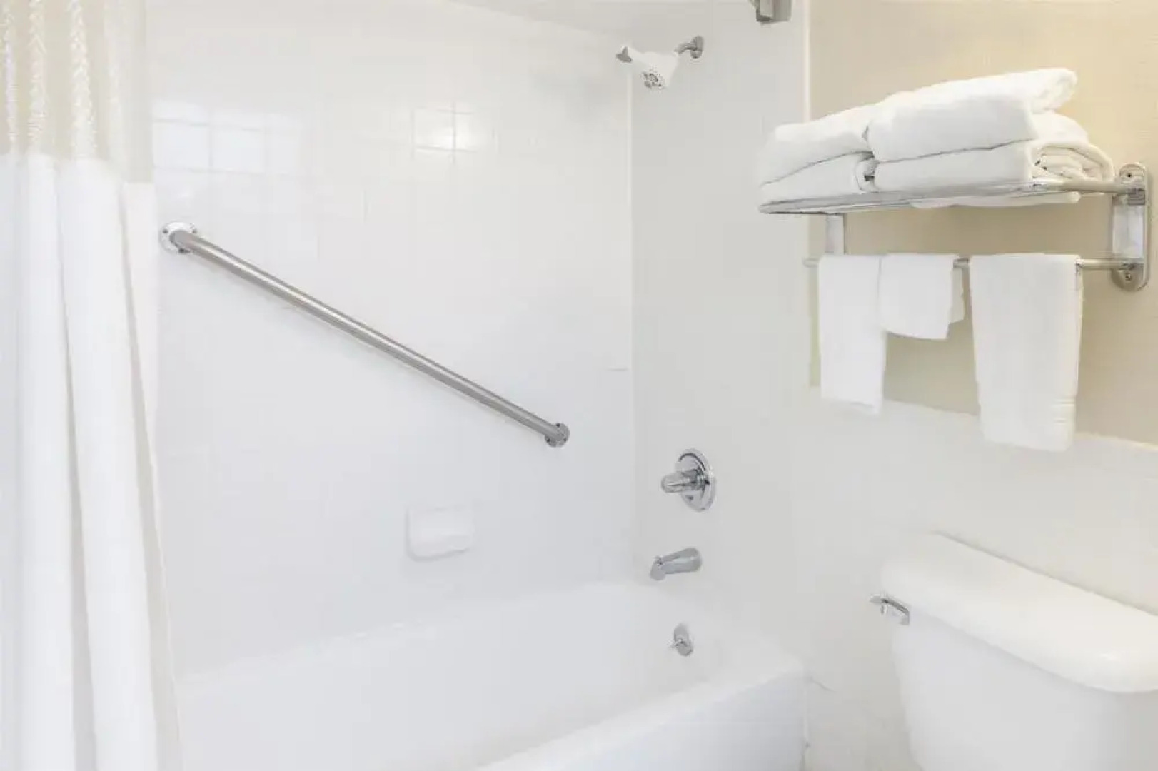 Ramada by Wyndham Clinton