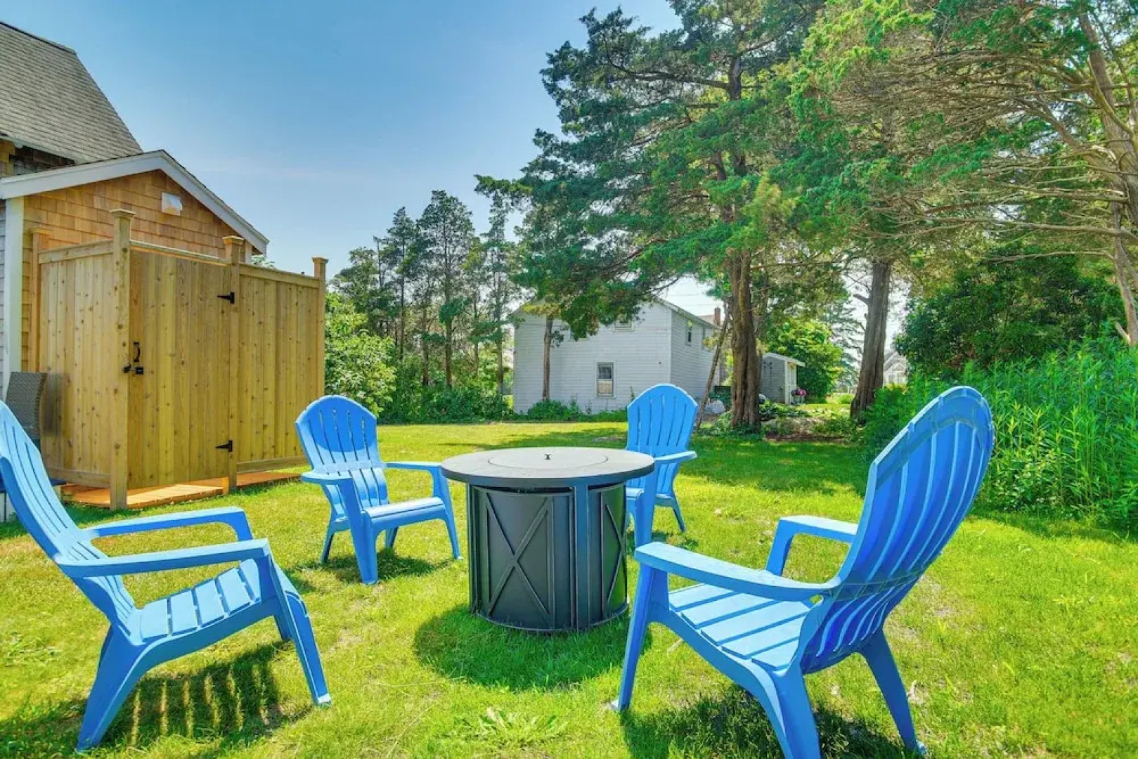 Pocasset Home w/ Kayaks & Bikes: Walk to 2 Beaches