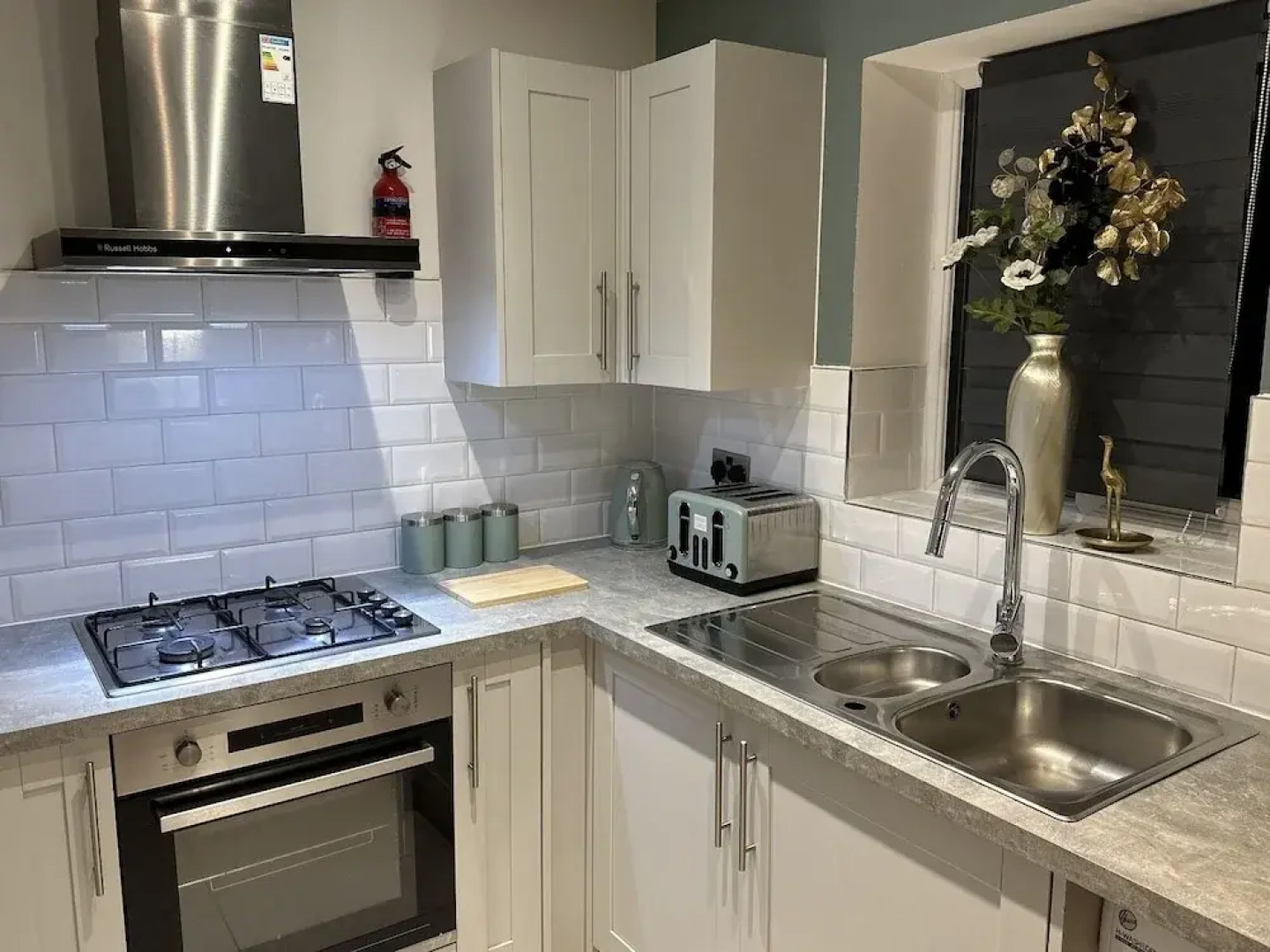 Bramblemead 5 bed House in Manchester Leigh