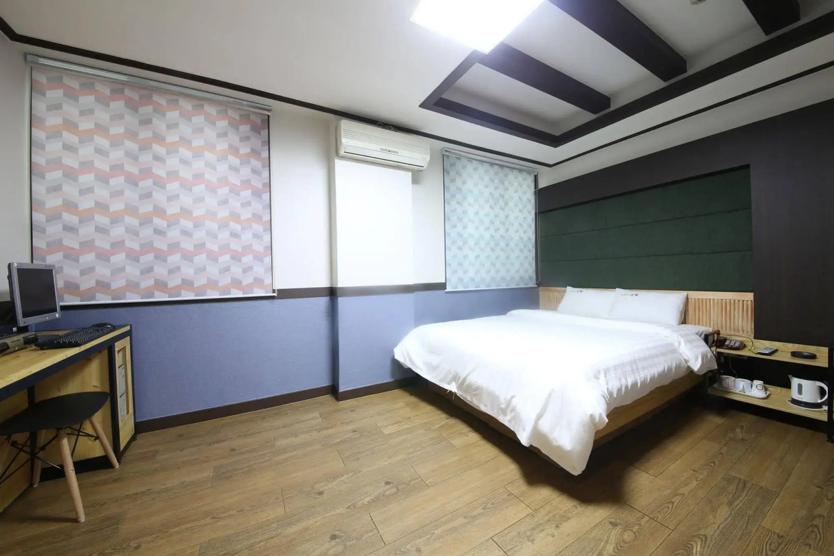 Theme Motel
