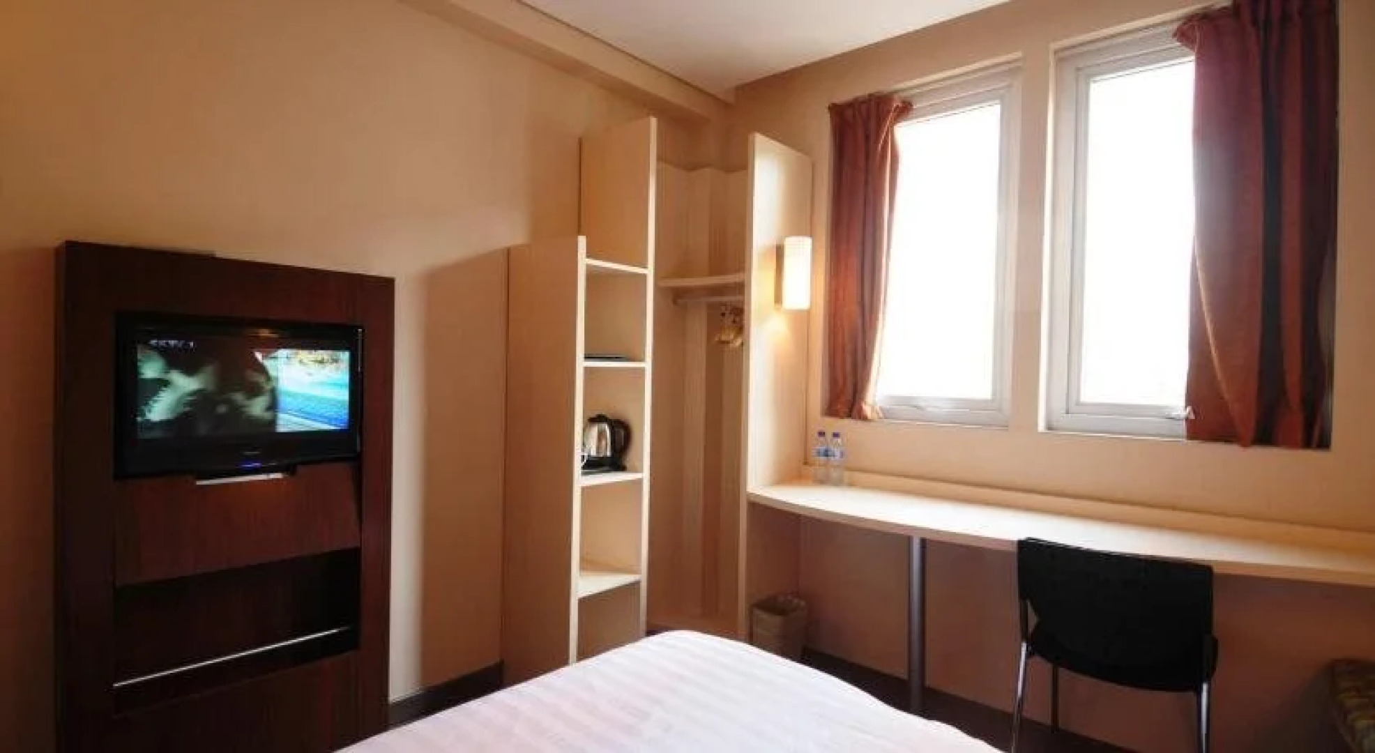 Super8 Hotel Anyang Hongqi Road