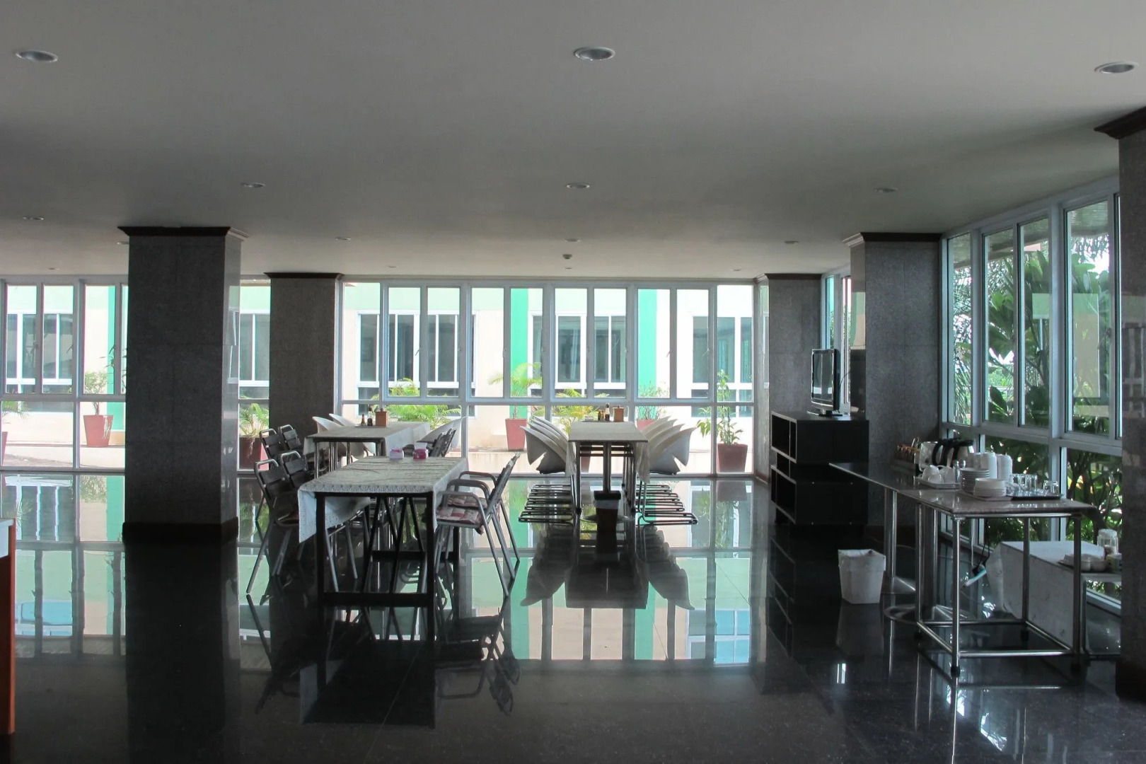 Chateau Vista Serviced apartment