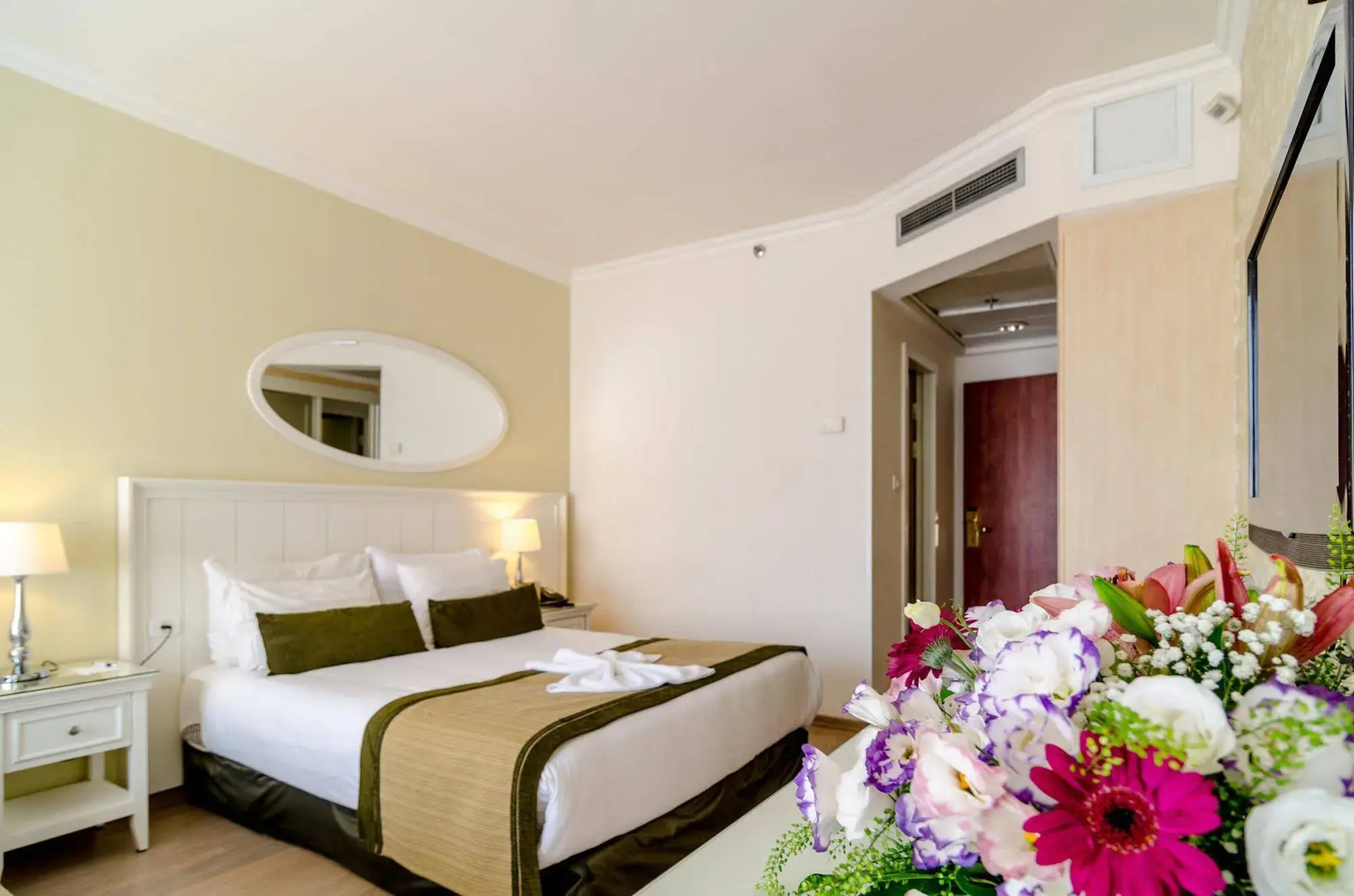 Royal Plaza Hotel
