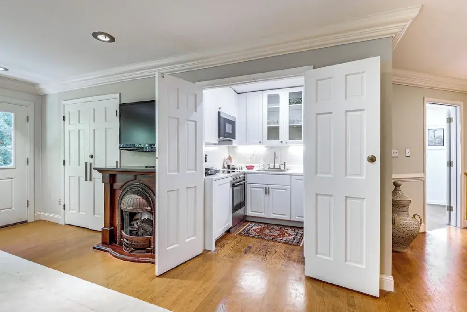 Quiet Getaway w/ Deck: 18 Mi to Downtown Baltimore