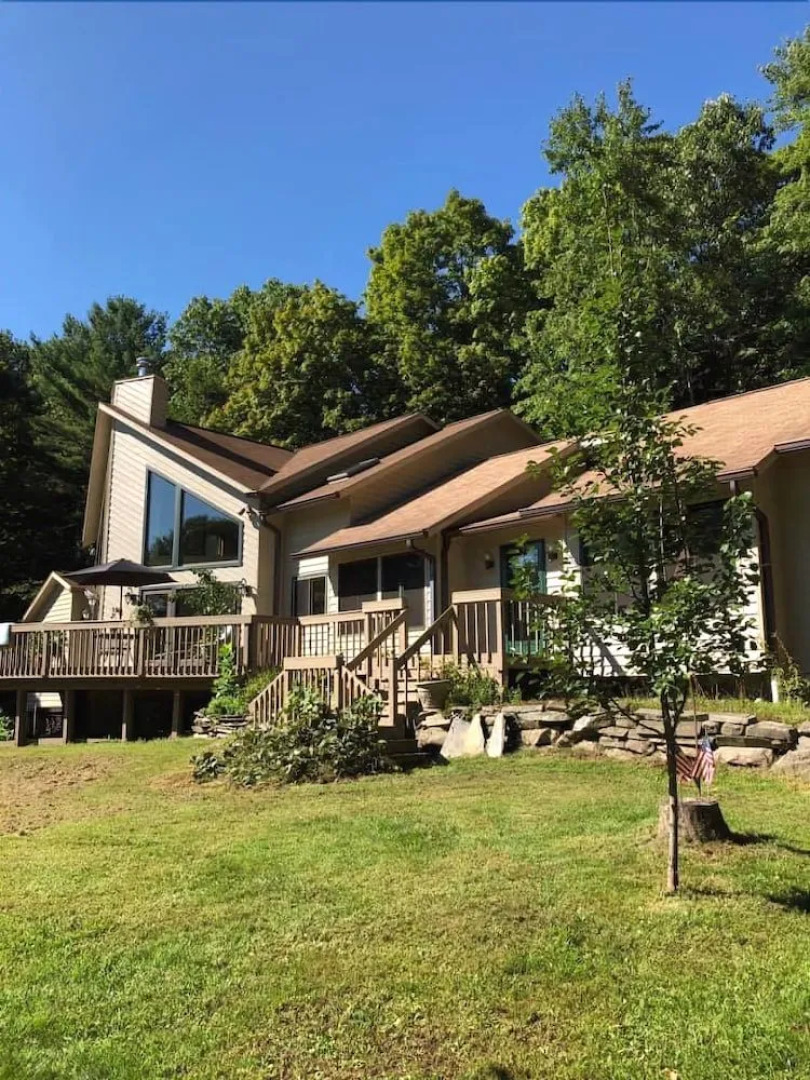 Black Creek Bed and Breakfast