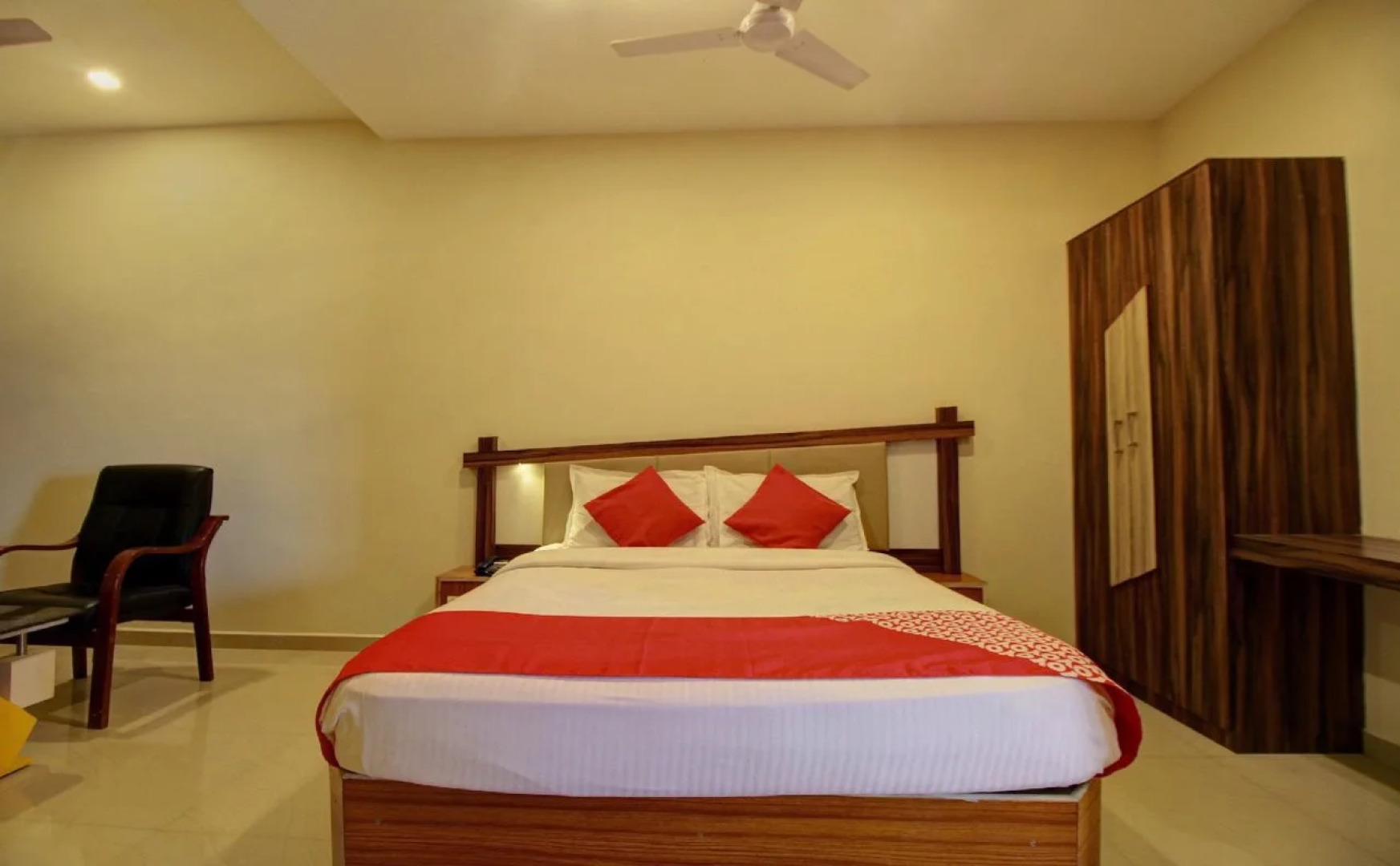 Temple City Lake Inn By OYO Rooms