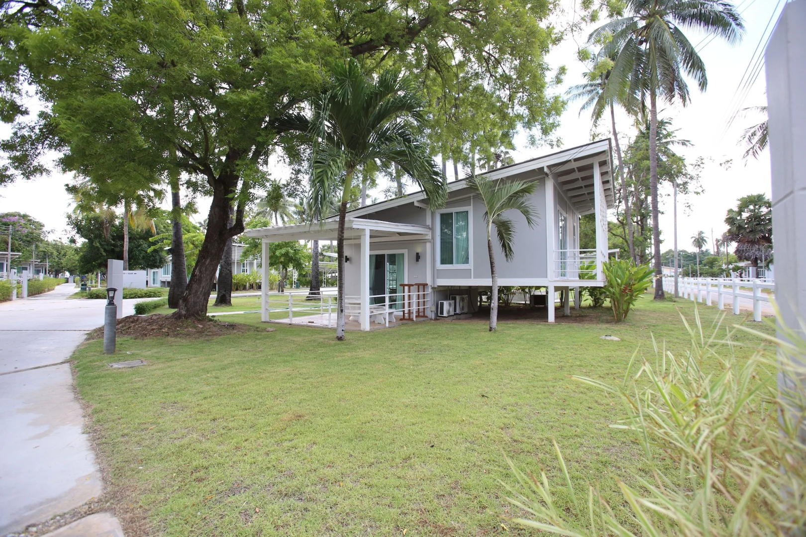 Bangsaen Heritage Hotel