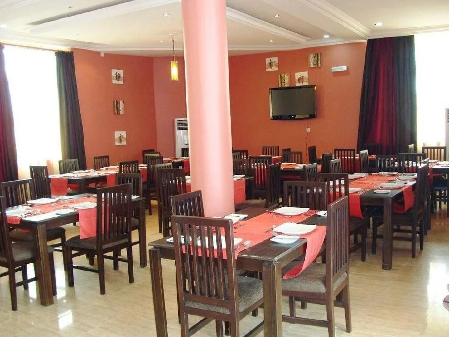 Kayriott Hotel & Suites