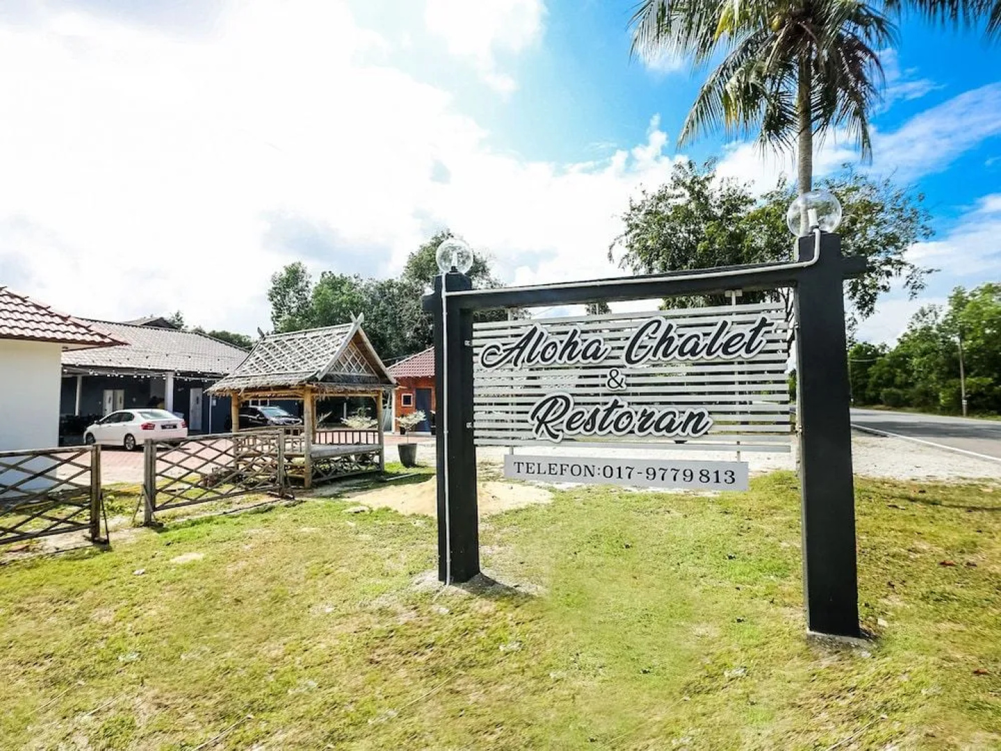 OYO 89607 Aloha Chalet