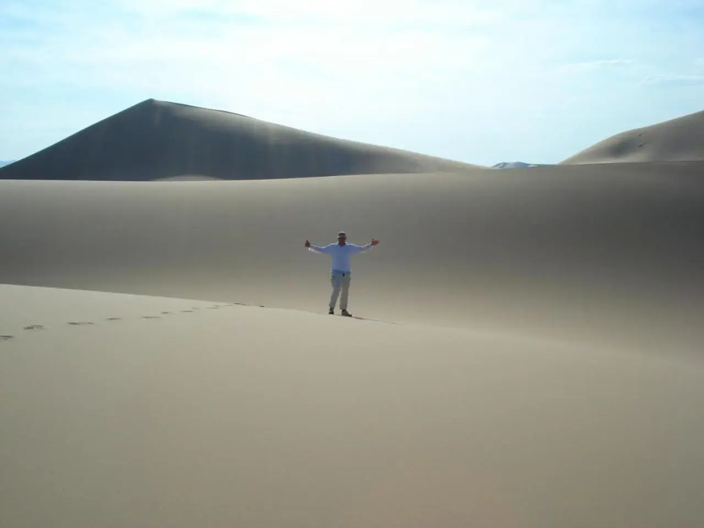 Golden Gobi Guesthouse & Tour