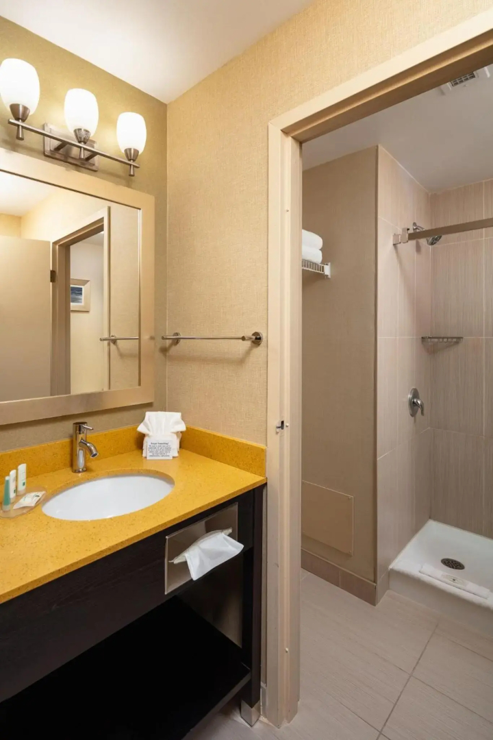 Quality Inn & Suites Downtown