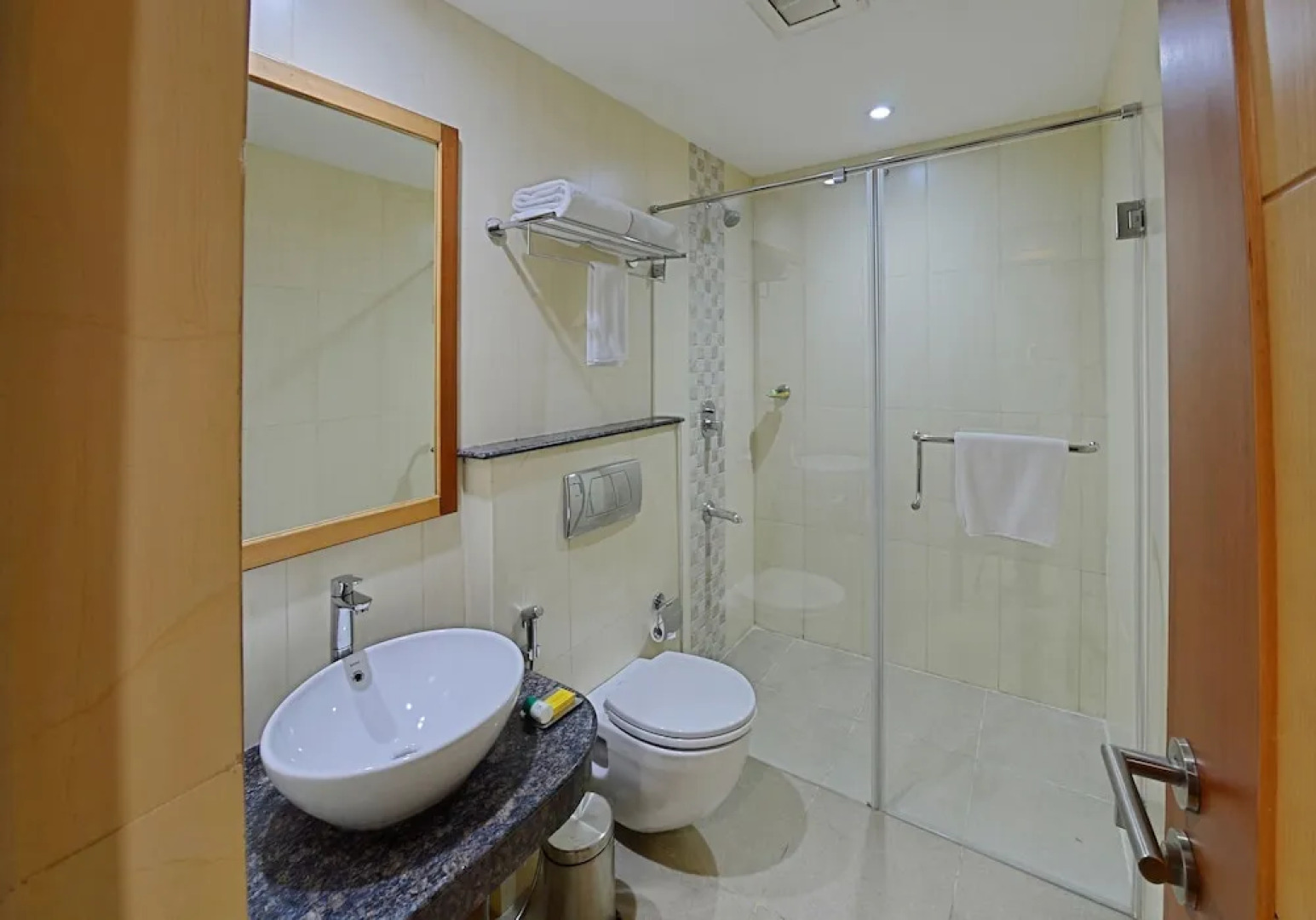 Poppys Anukula Residency - Vellore