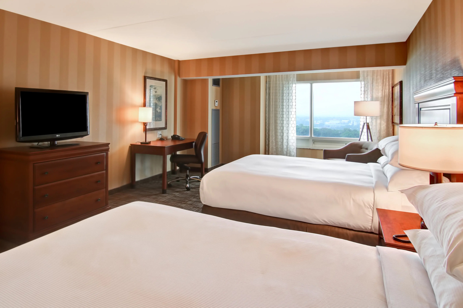 DoubleTree Fallsview Resort & Spa by Hilton Niagara Falls