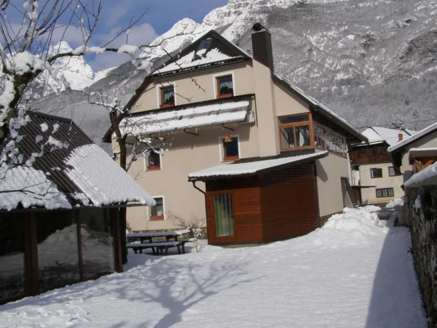 Apartments Mrakič