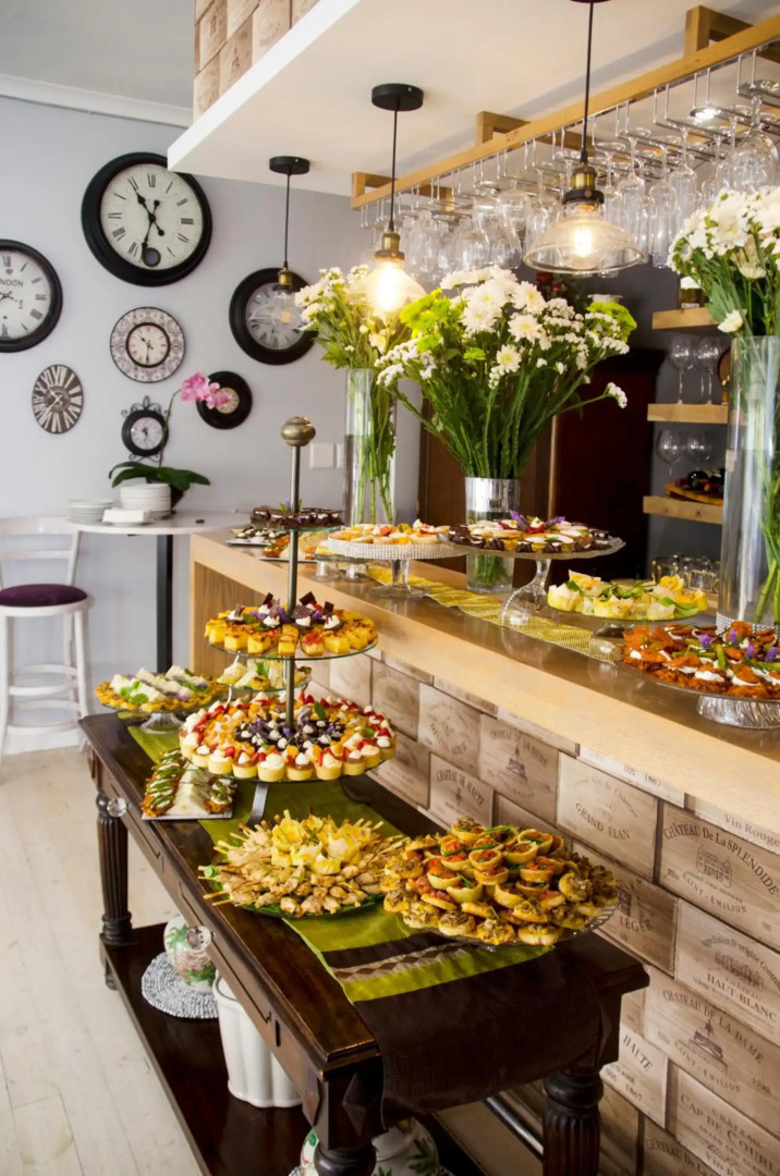 Lodge on Main Guest House and Conference Centre