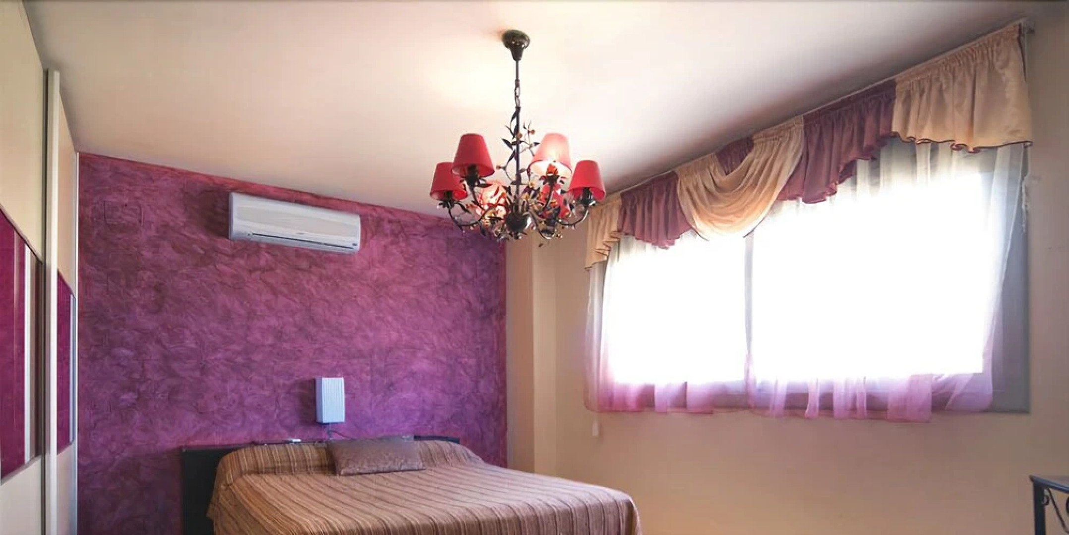 Chalet con piscina interior y sauna