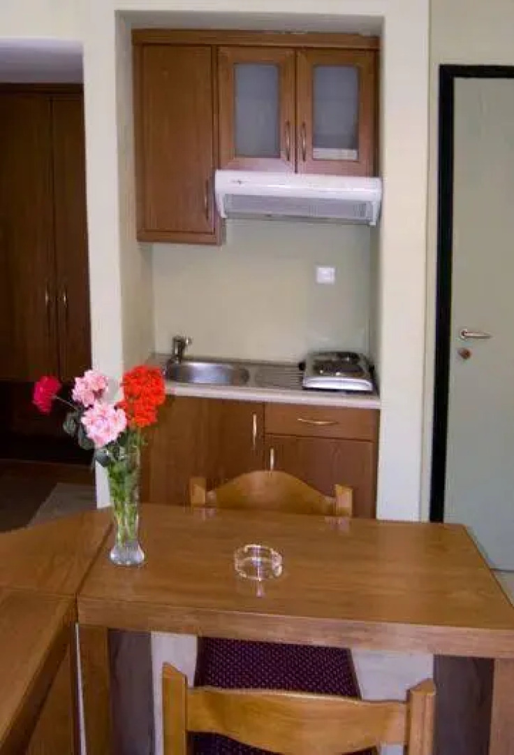 Rea Studios & Apartments