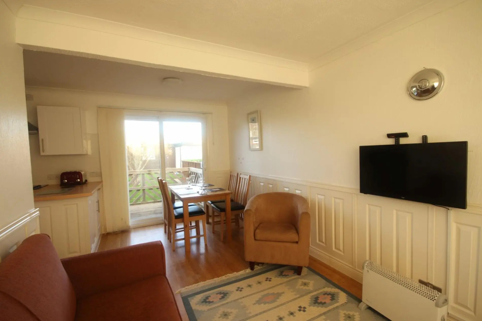 34H Medmerry Park 2 Bedroom Chalet Family Friendly