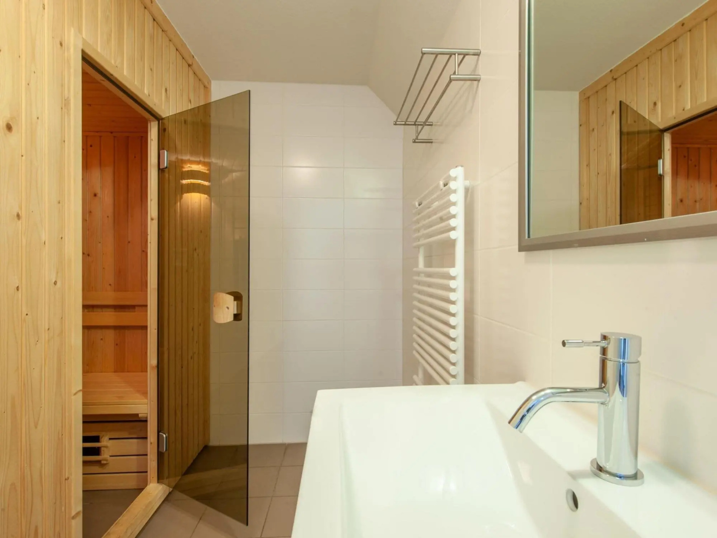 Restyled villa with infrared sauna, in a holiday park, 400 m from the sea