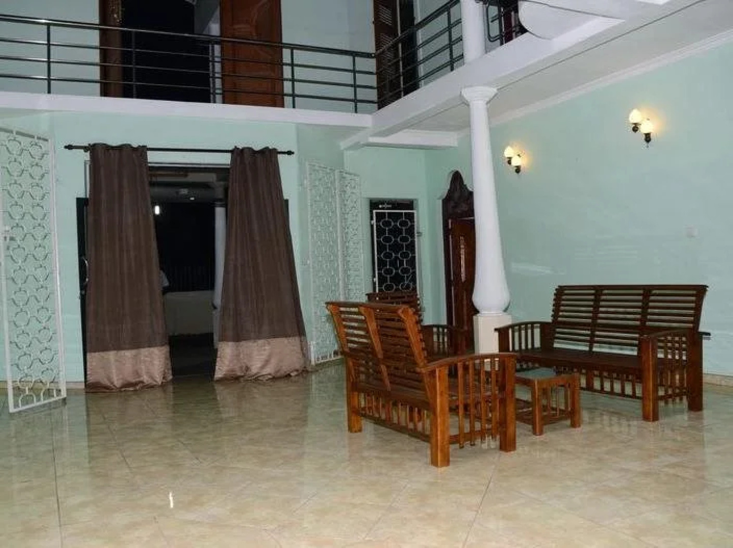 Cinnamon Airport Residencies