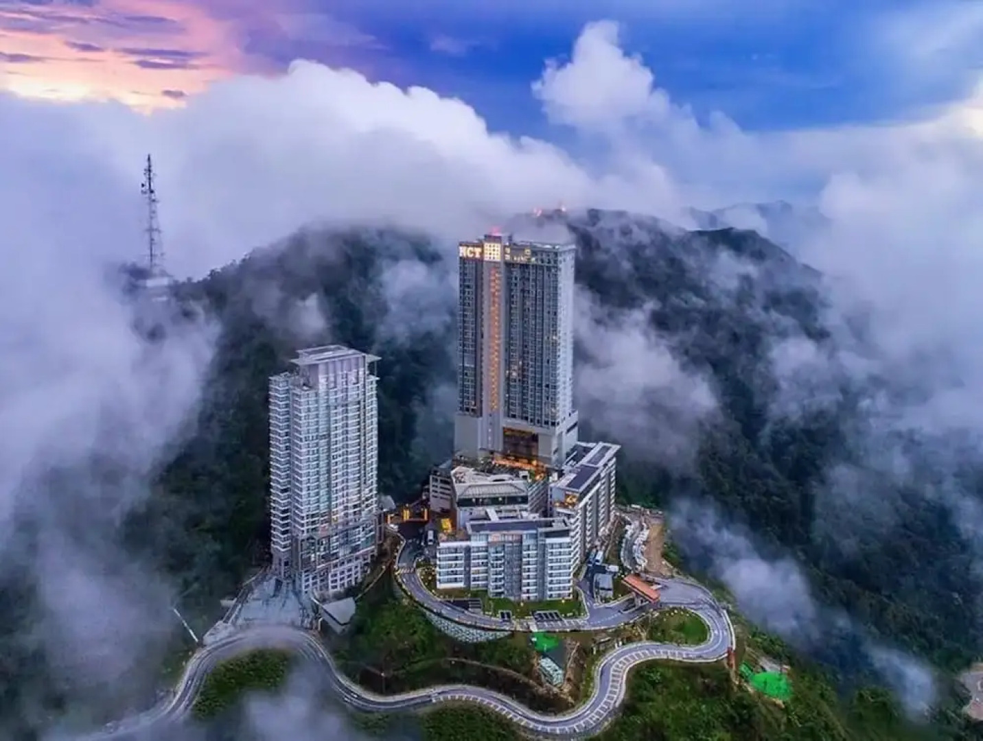 Highest Floor, Skyline Studio for 4Pax In Genting Highlands