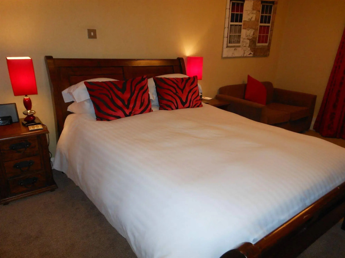 The Inn Boutique Hotel Bar and Restaurant