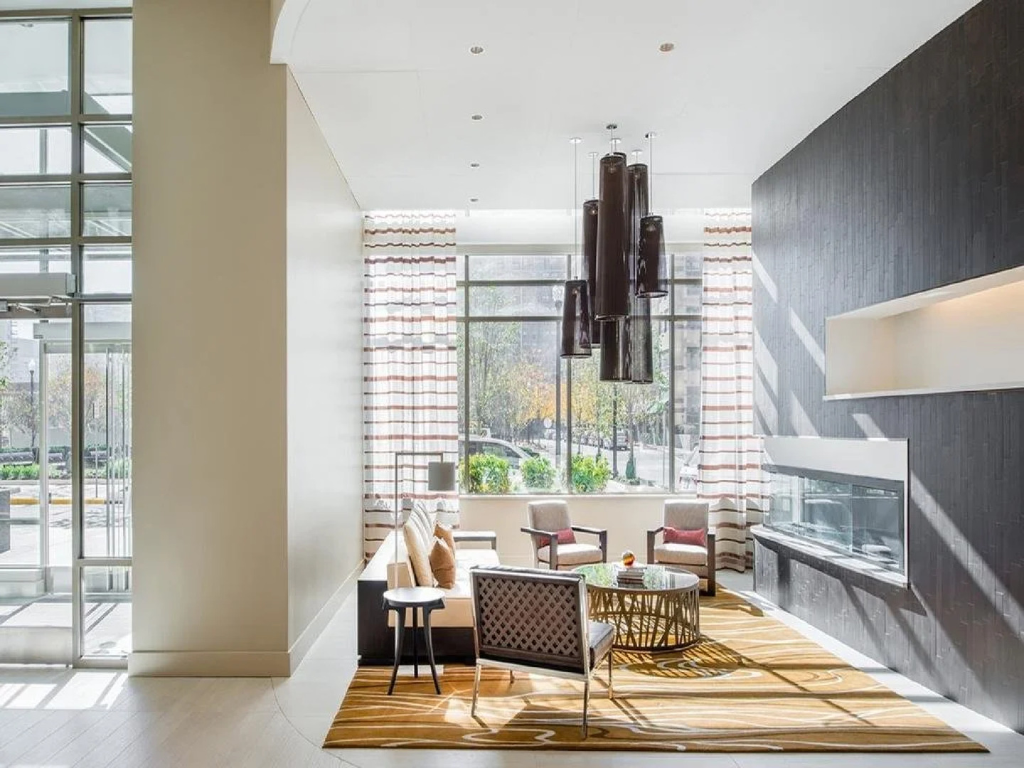 Global Luxury Suites at Metropolitan North