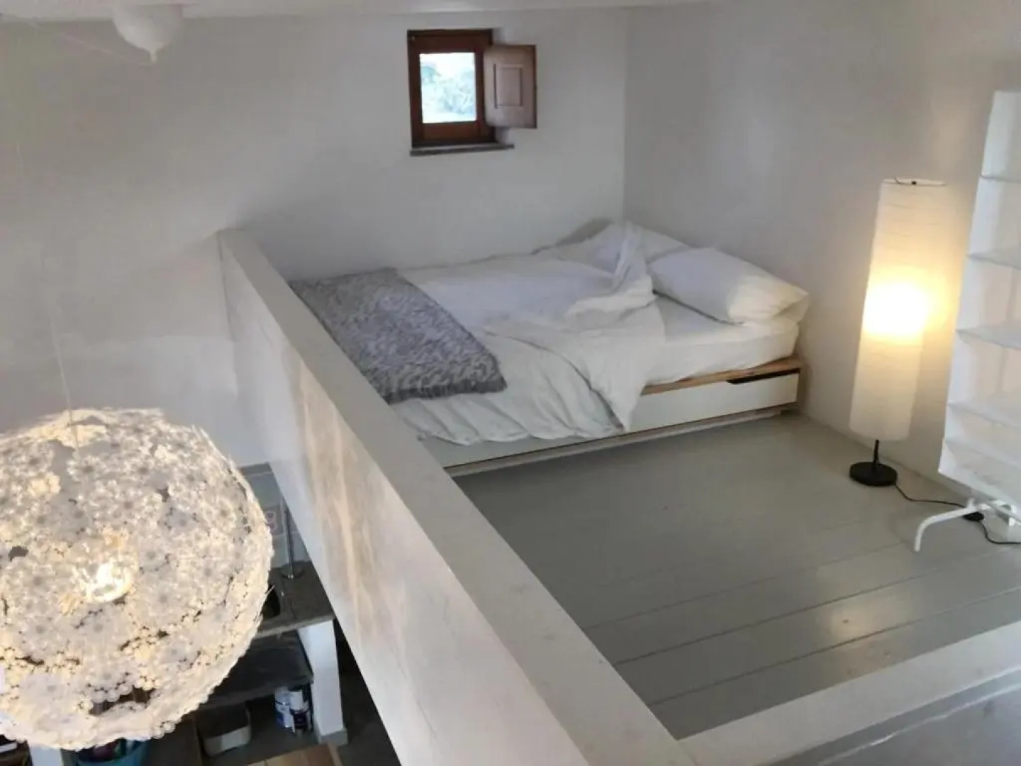 The house of the rock (200 mt from the port/beach)