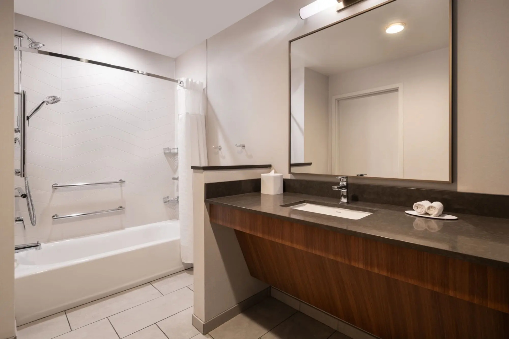 Fairfield Inn & Suites by Marriott Cleveland Tiedeman Road