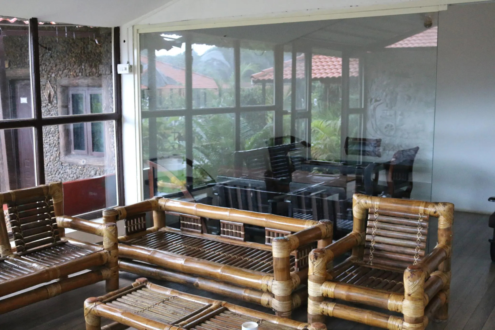 Shangri-La Jungle Village Resort