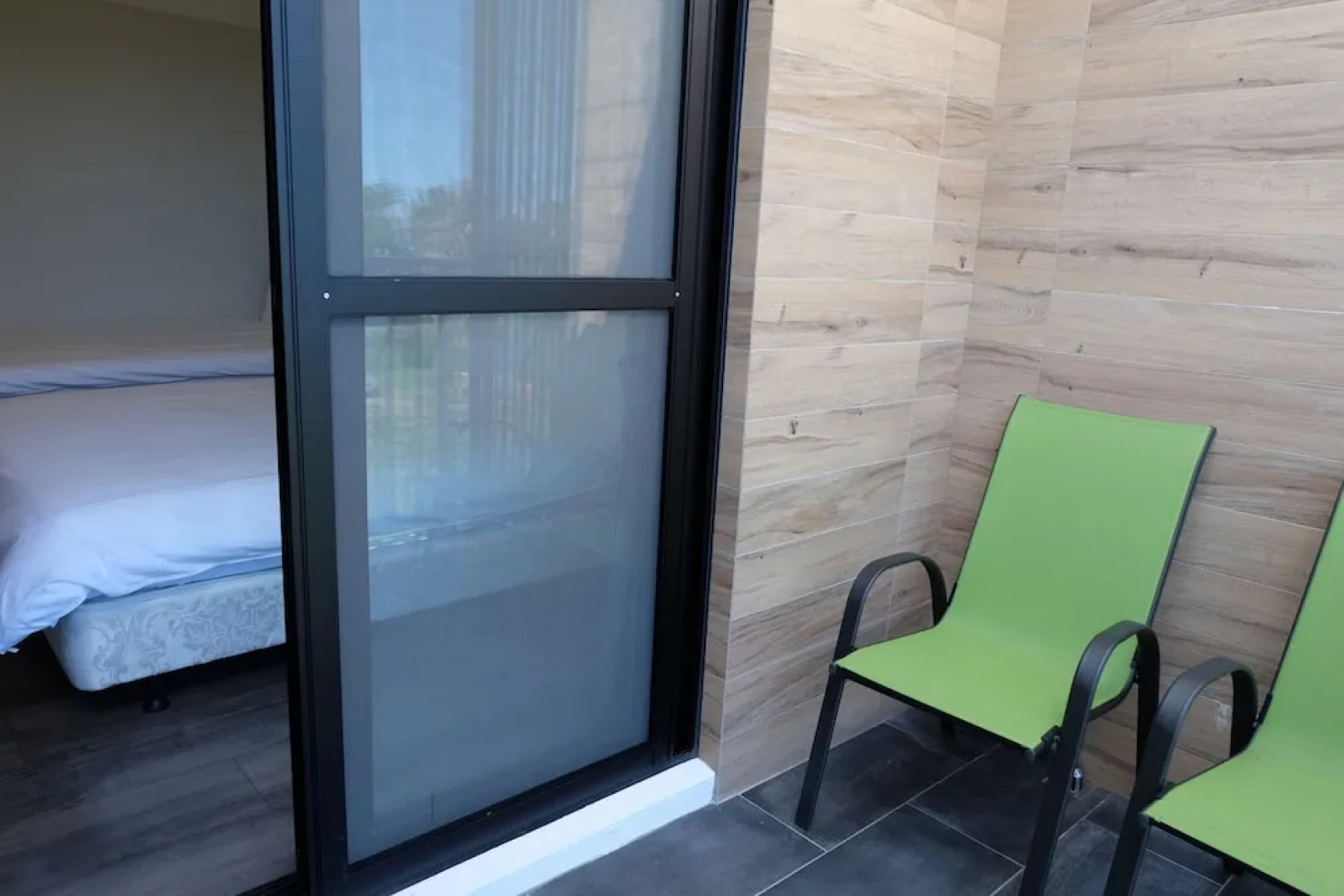 Moonlit Seaview Homestay