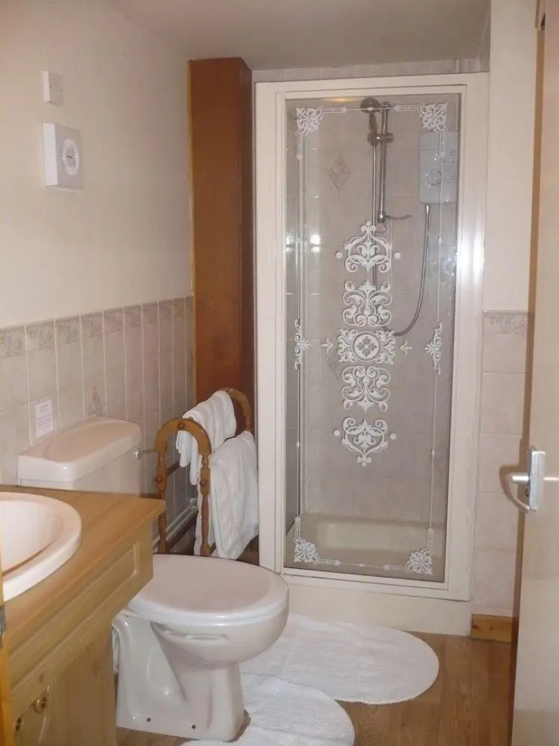 Garden Cottage & Granary