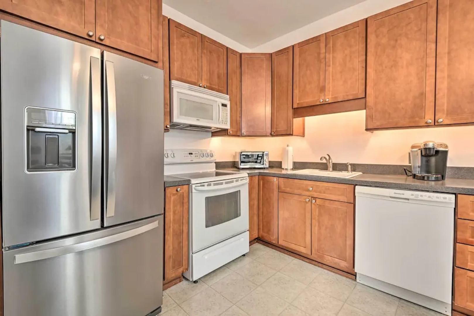 Spacious Getaway: 7 Mi to Whitetail Slopes!