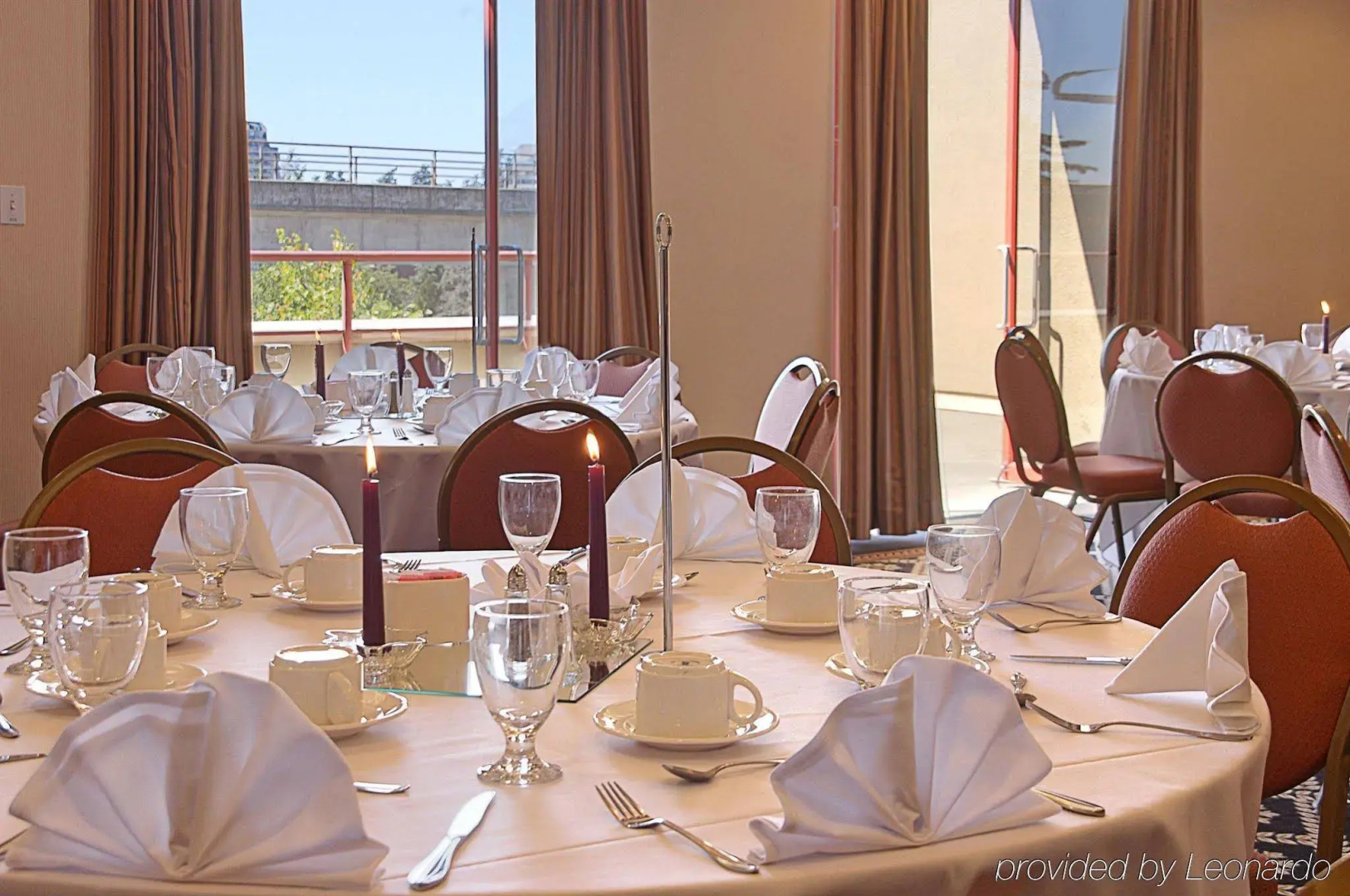 Holiday Inn Express Vancouver-Metrotown (Burnaby) by IHG